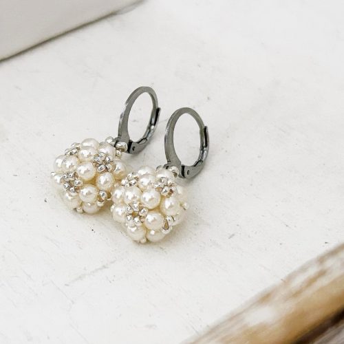 GyöngyPötty lógós